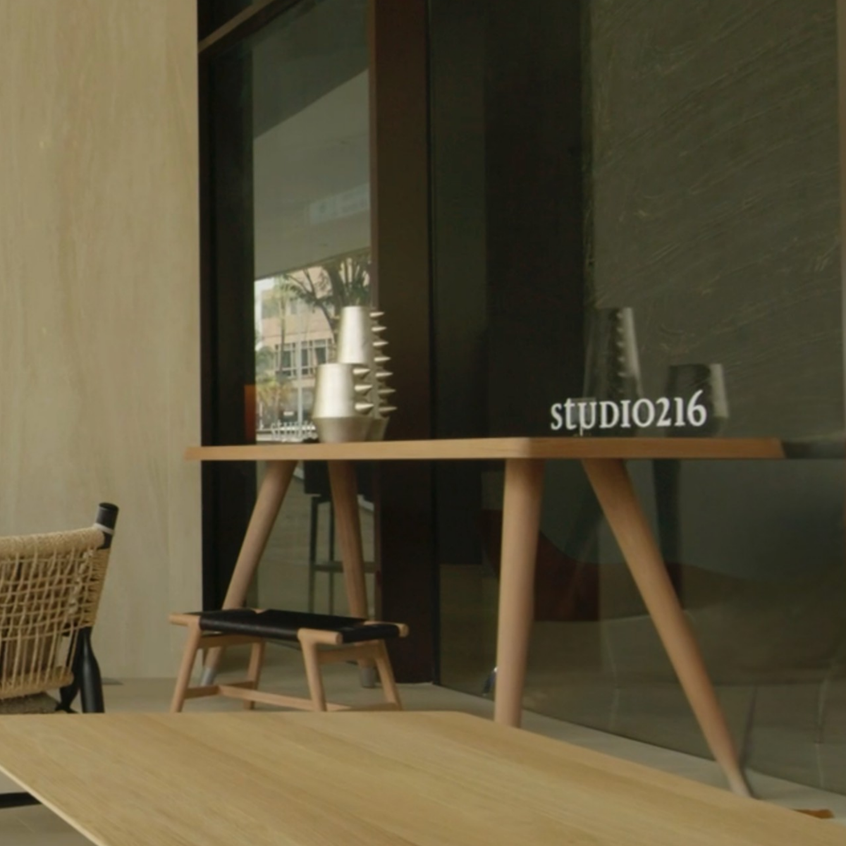 ADLER CM. 200X70 CONSOLE , WALNUT WITH RAW-WOOD EFFECT