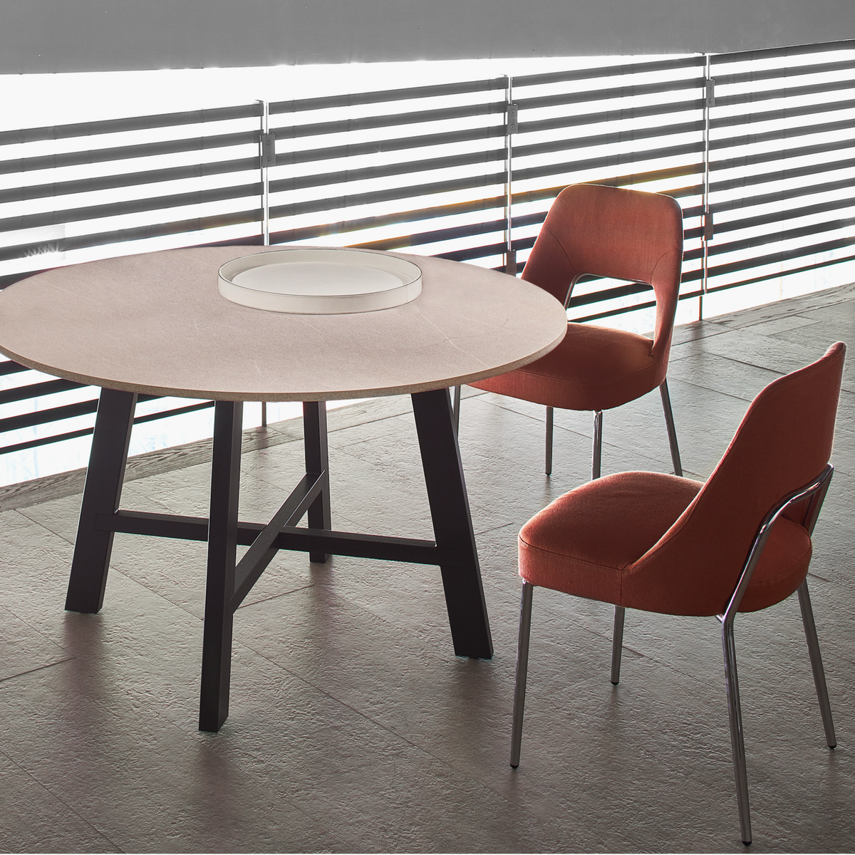 JOYCE CHAIR CM. 52X57