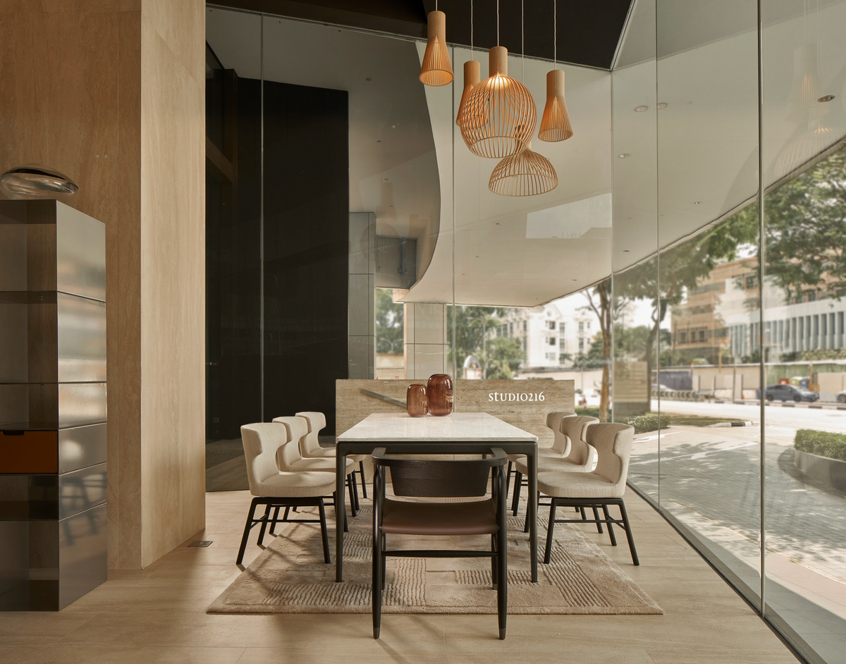 Bespoke Rug in Econyl , CM 200 x 300